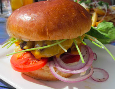 Hideout Steakhouse & BBQ signature dishes Diablo Style Fettuccine Alfredo
Classic Burger
Brisket Meal BBQ